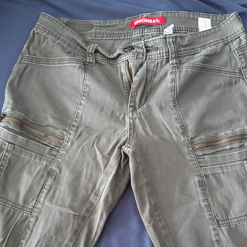 UNIONBAY Khaki Cargo Pants with Zipper Accents
